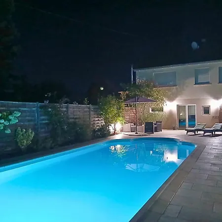 Petit Havre De Paix Alsacien Avec Piscine Apartment Mertzwiller