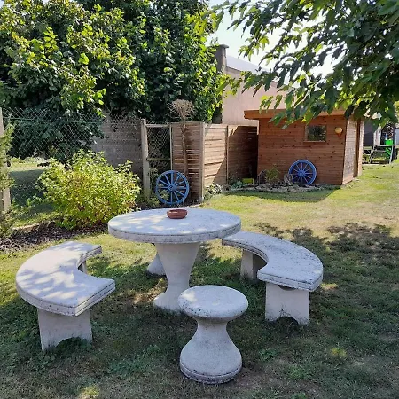 Petit Havre De Paix Alsacien Avec Piscine